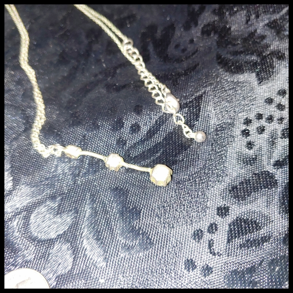 Drop Rhinestone Pendant on Chain - Picture 3 of 3